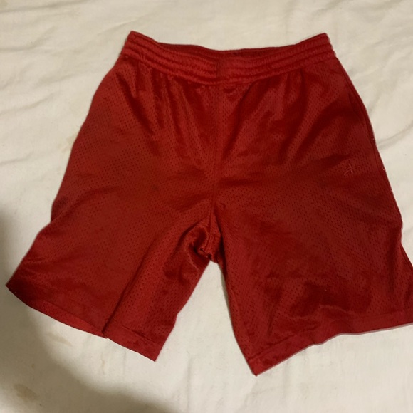 I Am selling 6 pairs of gym shorts. - Picture 11 of 12